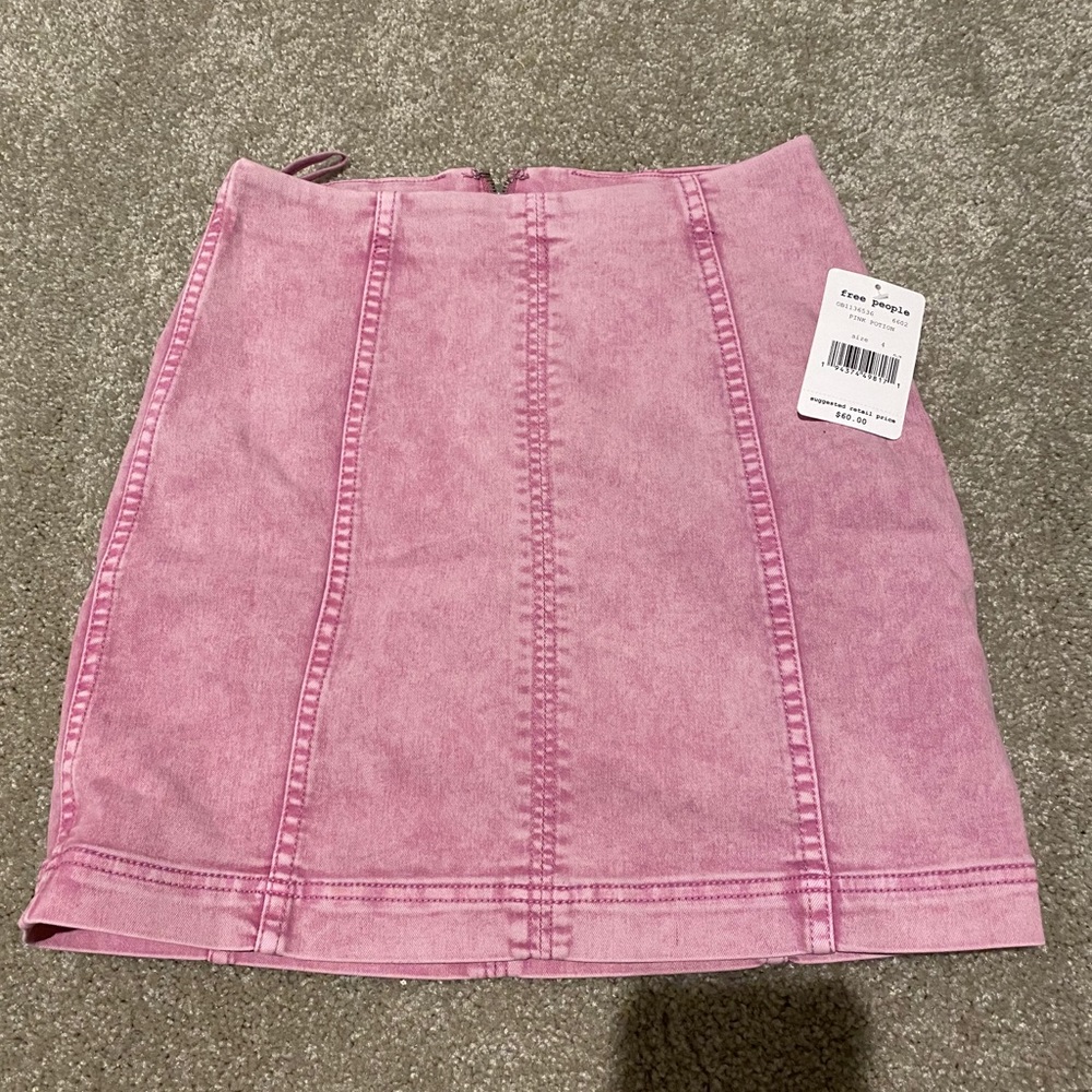 NWT Free People Mini Skirt Pink Sz: 4